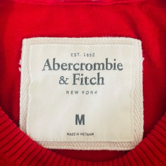 Abercrombie & Fitch Authentic Red A&F Sweatshirt for men’s & women’s - Picture 4 of 4